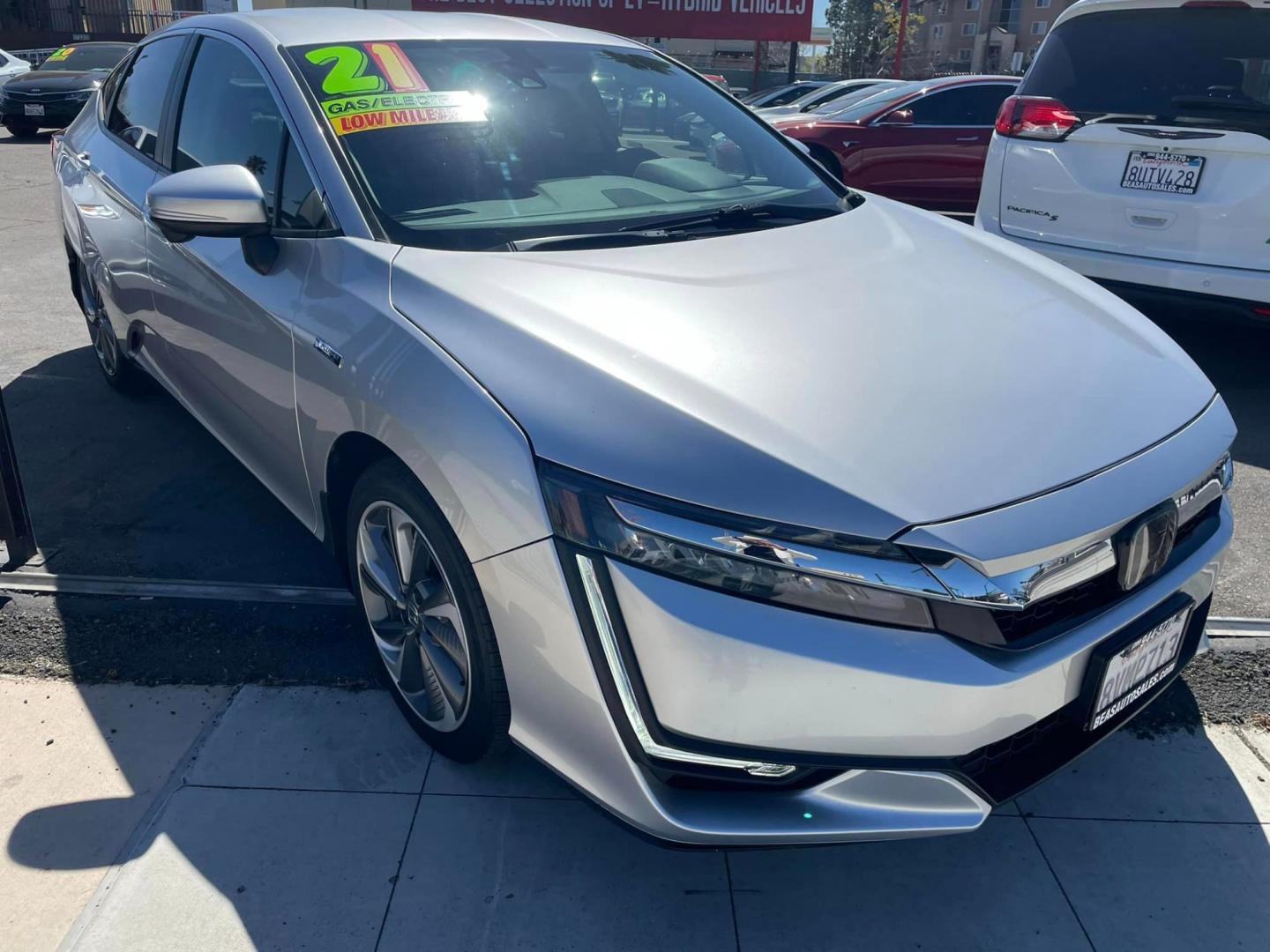 2021 SILVER /BLACK Honda Clarity Plug-In Hybrid (JHMZC5F14MC) with an 1.5L L4 DOHC 16V HYBRID engine, CVT transmission, located at 744 E Miner Ave, Stockton, CA, 95202, (209) 944-5770, 37.956863, -121.282082 - Photo#1